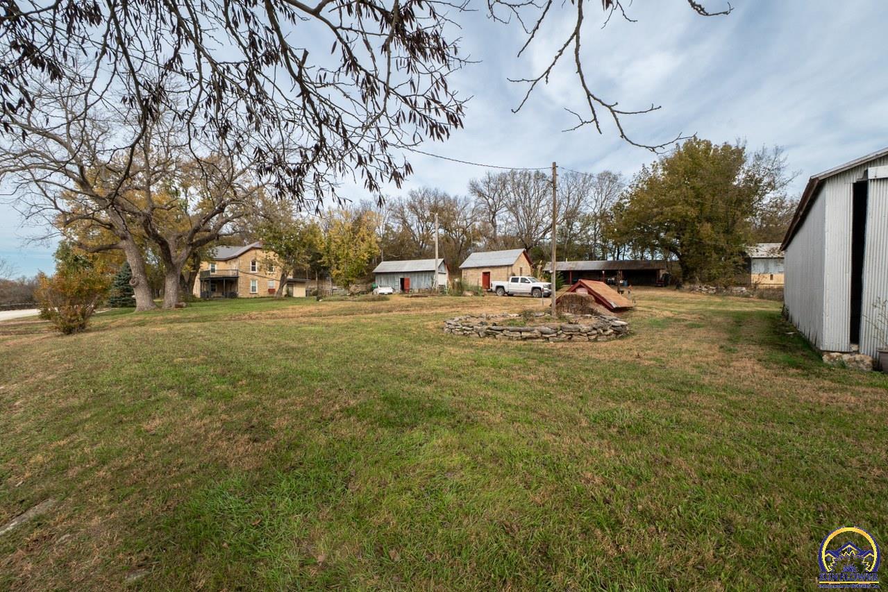 22507 Hessdale Road Alma, KS 66401 - Photo 29 of 72