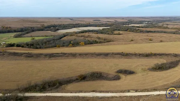 $2,500,000 | 22507 Hessdale Road, Alma, KS 66401