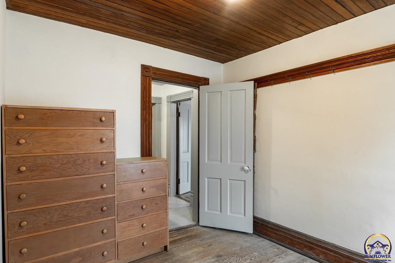 22507 Hessdale Road Alma, KS 66401 - Photo 66 of 72 Office