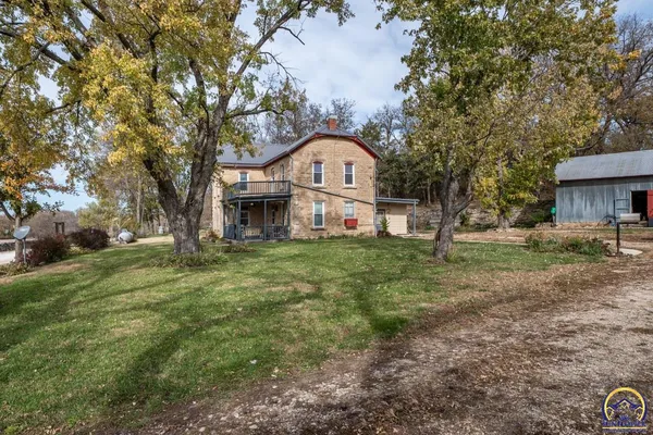 $2,500,000 | 22507 Hessdale Road, Alma, KS 66401