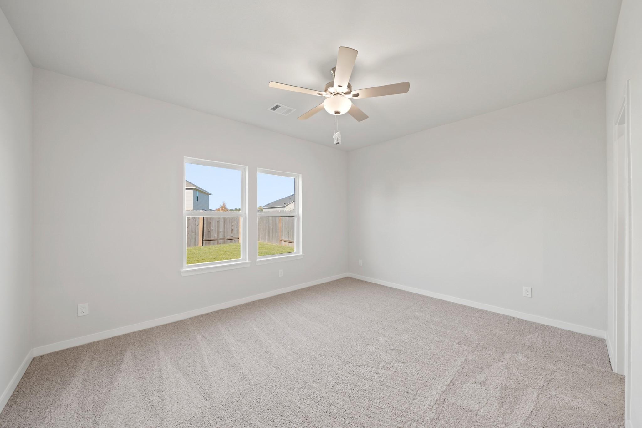 325 Bennett Street Angleton, TX 77515 - Photo 12 of 27