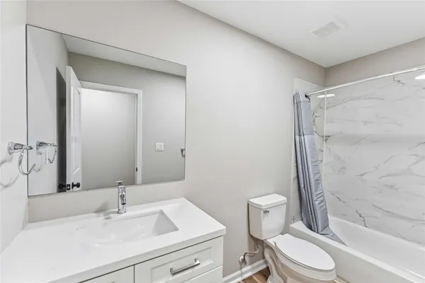 $1,500 | 1121 Edgewood Drive, Unit B, Richmond, TX 77406