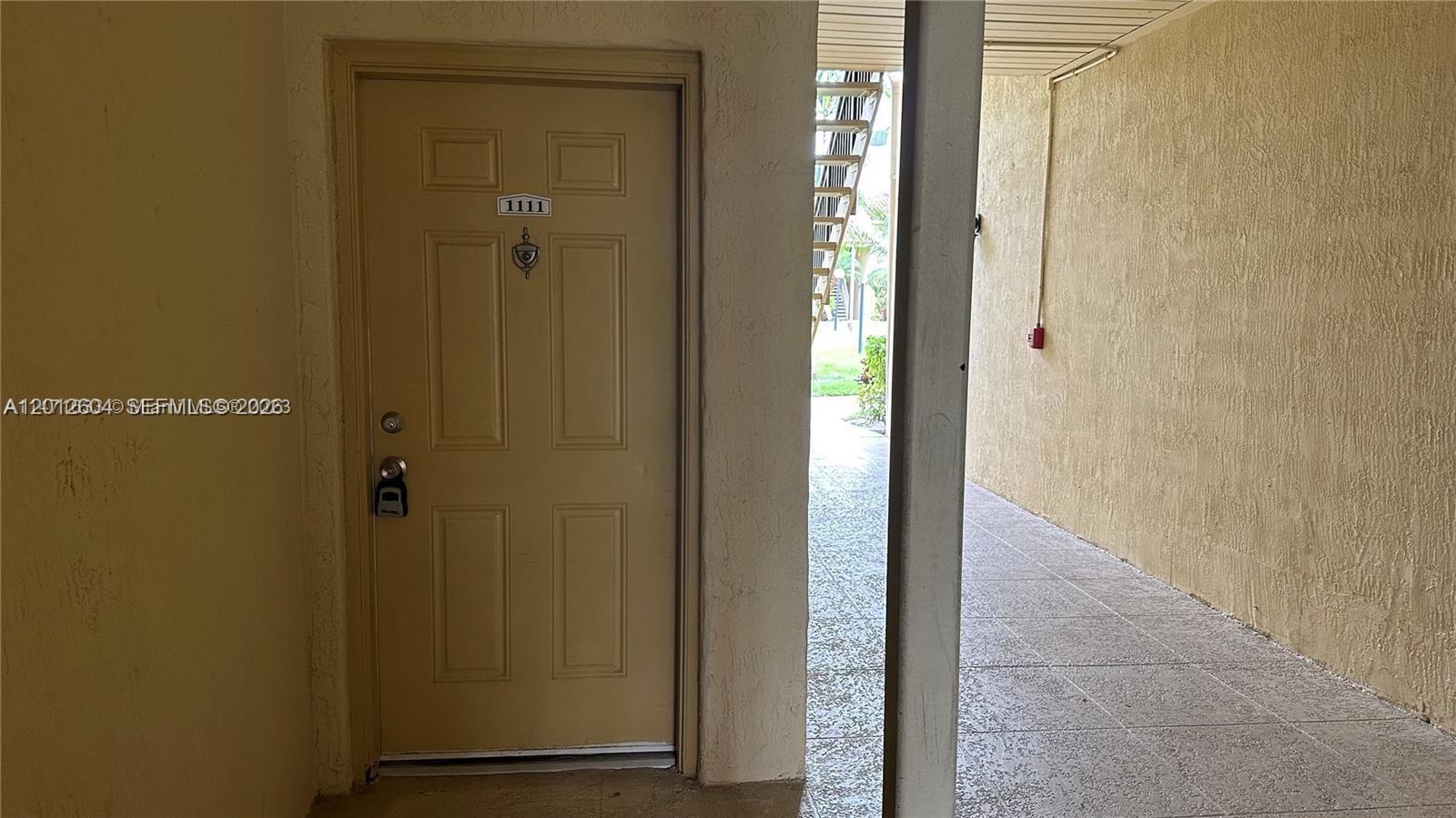 1243 Southwest 46th Avenue, Unit 1111 Pompano Beach, FL 33069 - Photo 7 of 23