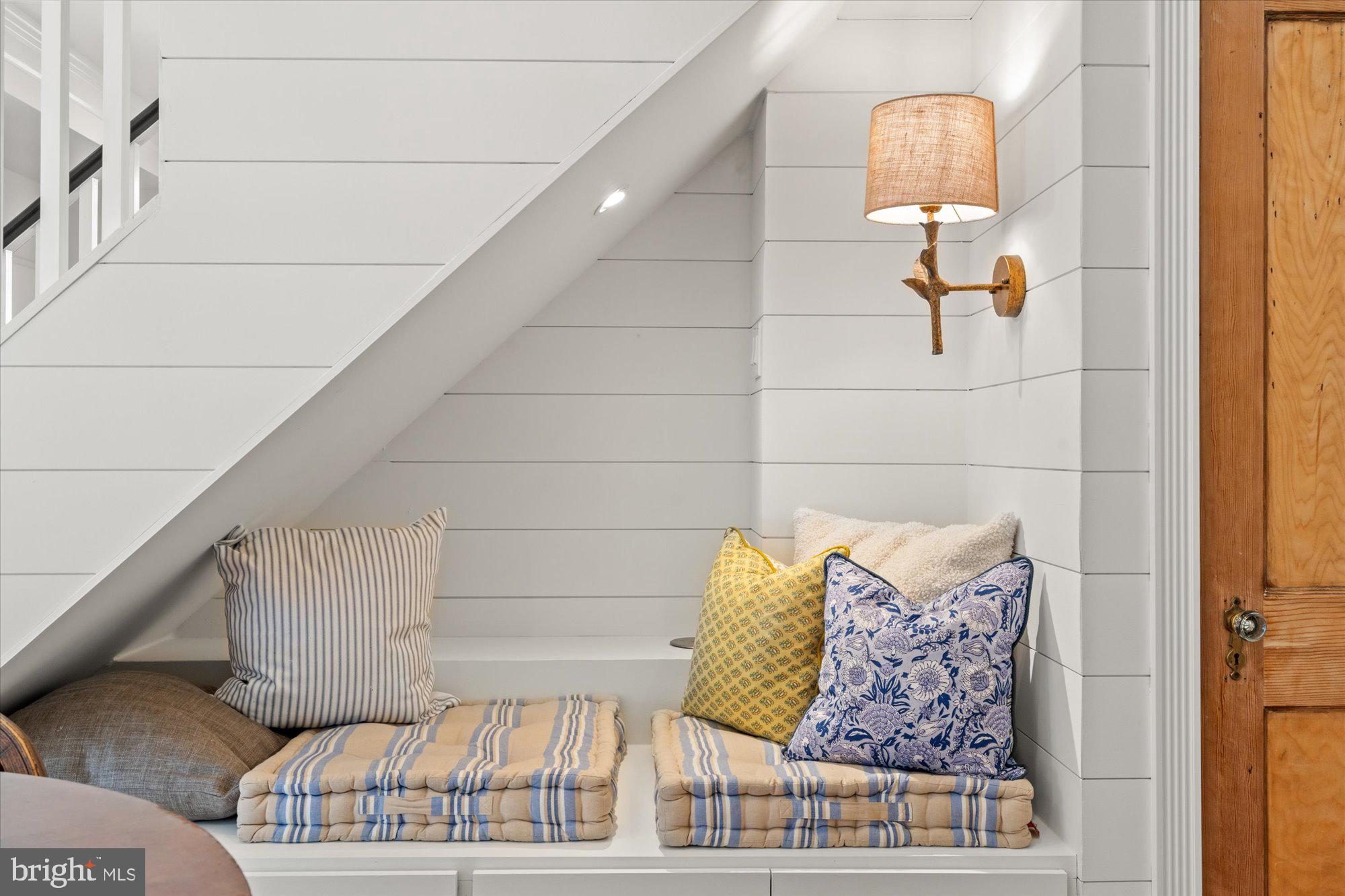 629 Pickford Place Northeast Washington, DC 20002 - Photo 15 of 41 a bathroom with a bathtub and shower