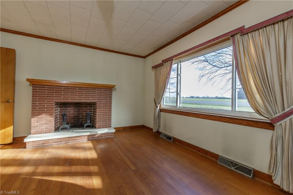 5730 Cherry Grove Road Reidsville, NC 27320 - Photo 11 of 27 Gallery Image 11