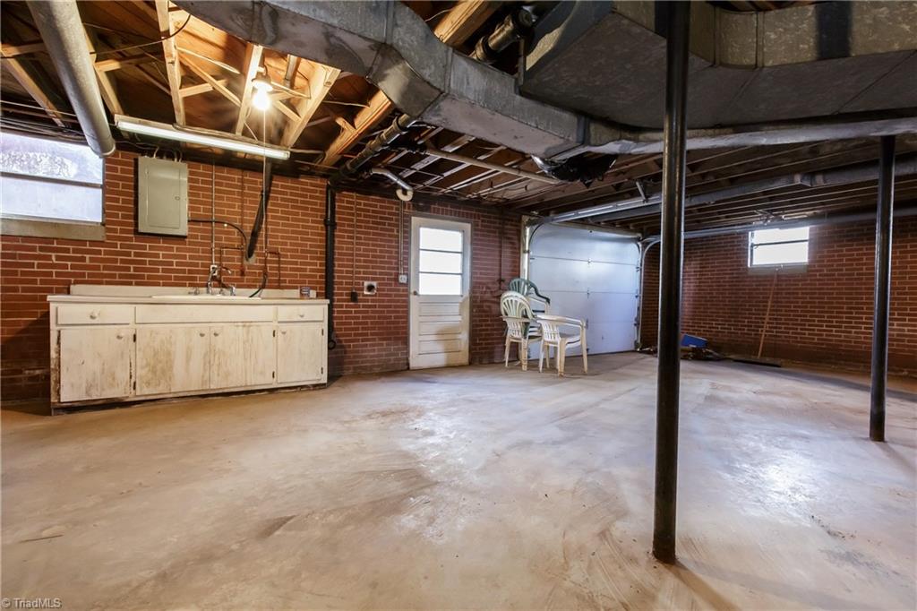 5730 Cherry Grove Road Reidsville, NC 27320 - Photo 22 of 27 Gallery Image 22