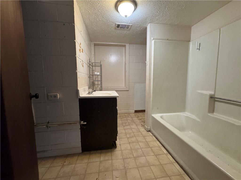 1052 Harlan Lane Road Villa Rica, GA 30180 - Photo 30 of 41