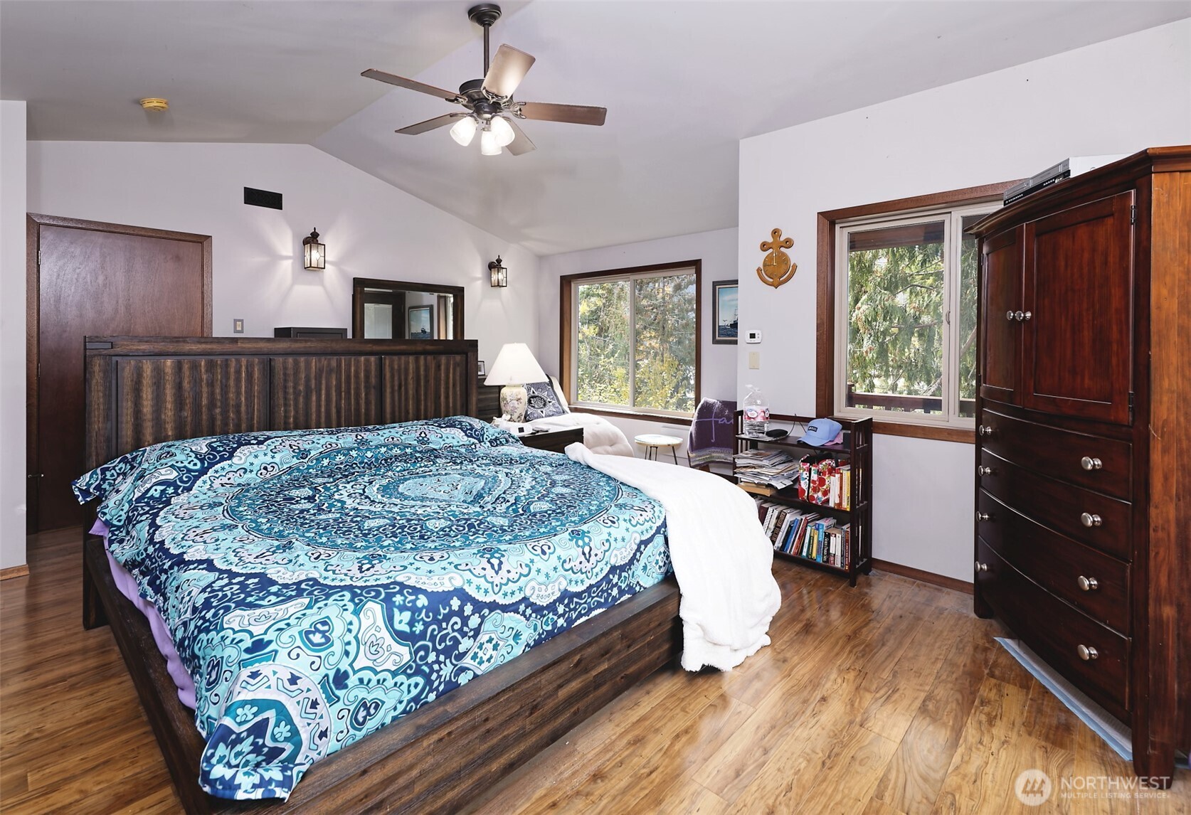 5791 North Lake Cushman Road Hoodsport, WA 98548 - Photo 17 of 40