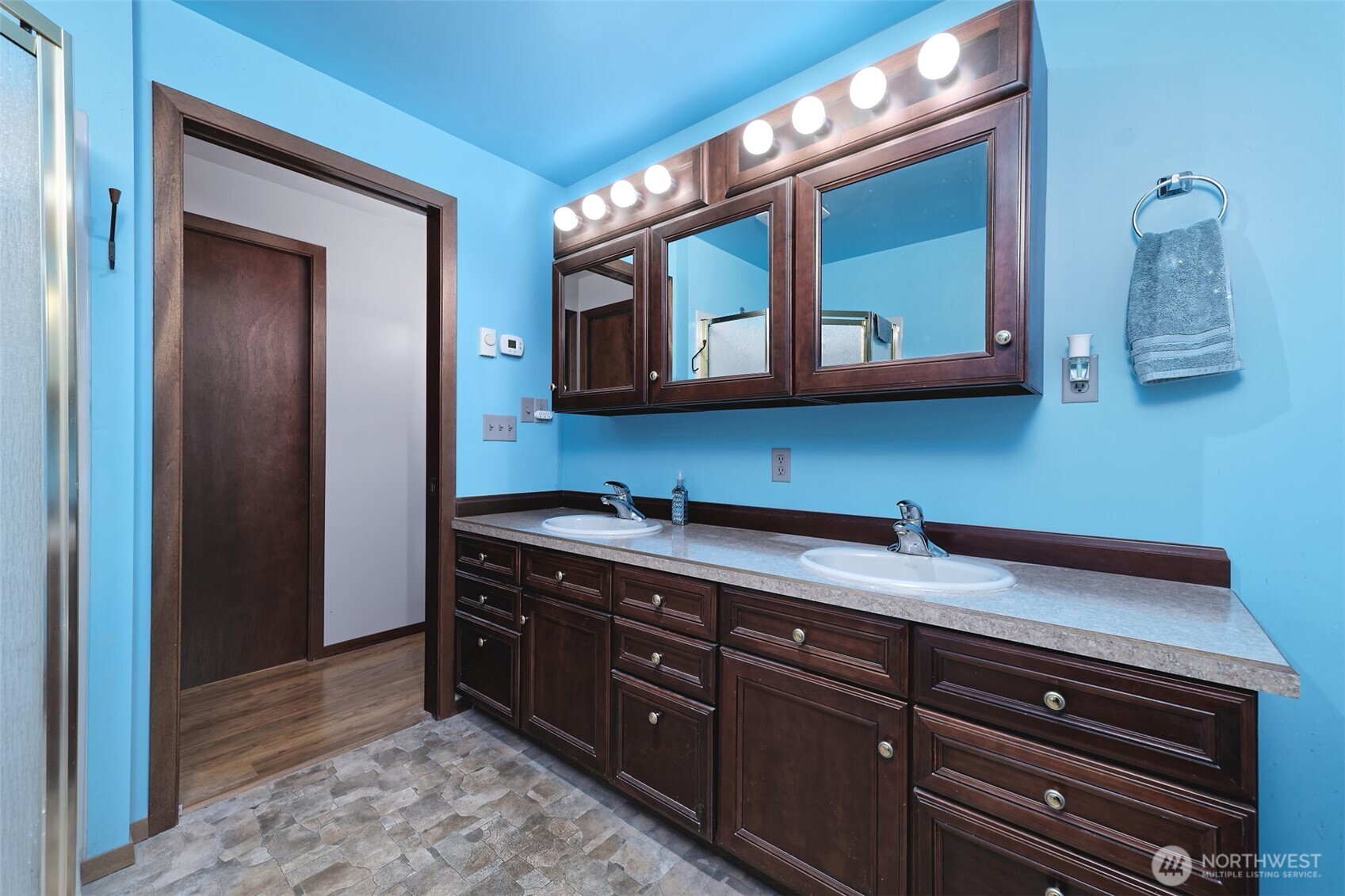 5791 North Lake Cushman Road Hoodsport, WA 98548 - Photo 20 of 40