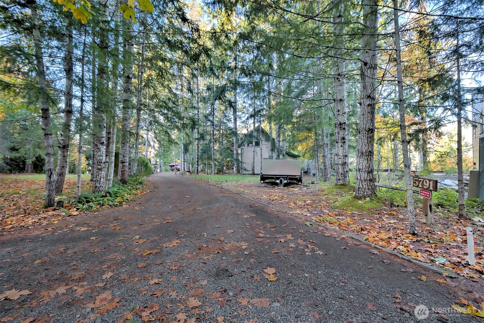 5791 North Lake Cushman Road Hoodsport, WA 98548 - Photo 5 of 39