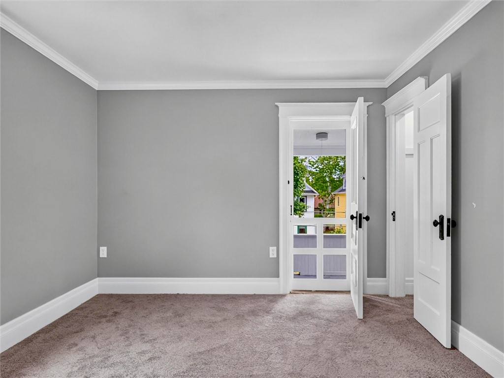 132 Mulberry Street Rochester, NY 14620 - Photo 27 of 50 4th bedroom