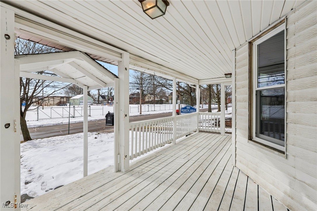 73 East York Street Akron, OH 44310 - Photo 29 of 36 View of snow covered deck