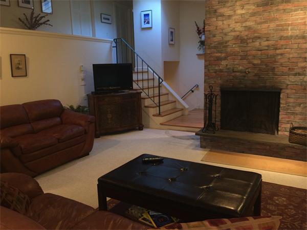 66 Colonial Road Sudbury, MA 01776 - Photo 8 of 20 Gallery Image 8