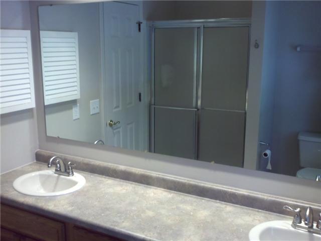 7707 River Road, Unit 10 Indianapolis, IN 46240 - Photo 14 of 18