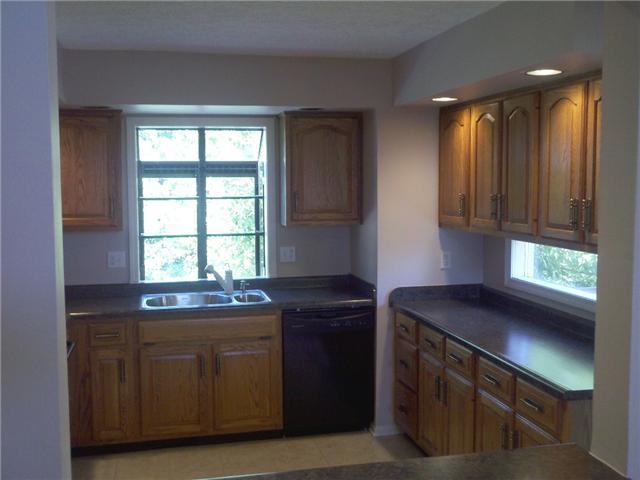 7707 River Road, Unit 10 Indianapolis, IN 46240 - Photo 9 of 18