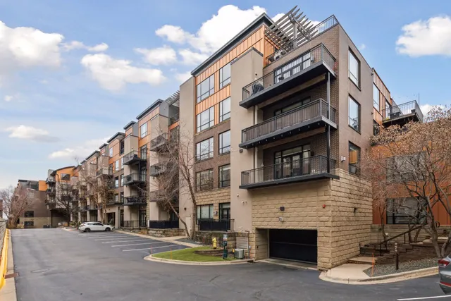 $2,300 | 3116 West Lake Street, Unit 217, Minneapolis, MN 55416