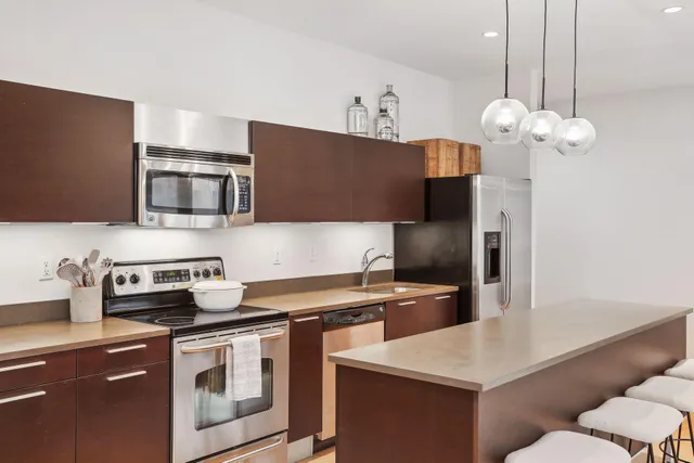 $2,300 | 3116 West Lake Street, Unit 217, Minneapolis, MN 55416