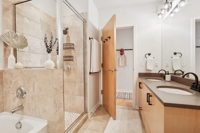 $2,300 | 3116 West Lake Street, Unit 217, Minneapolis, MN 55416