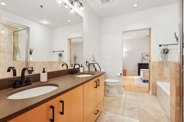 $2,300 | 3116 West Lake Street, Unit 217, Minneapolis, MN 55416