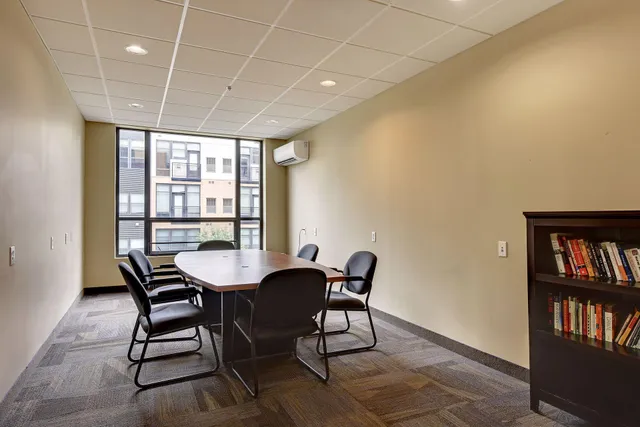 $2,300 | 3116 West Lake Street, Unit 217, Minneapolis, MN 55416