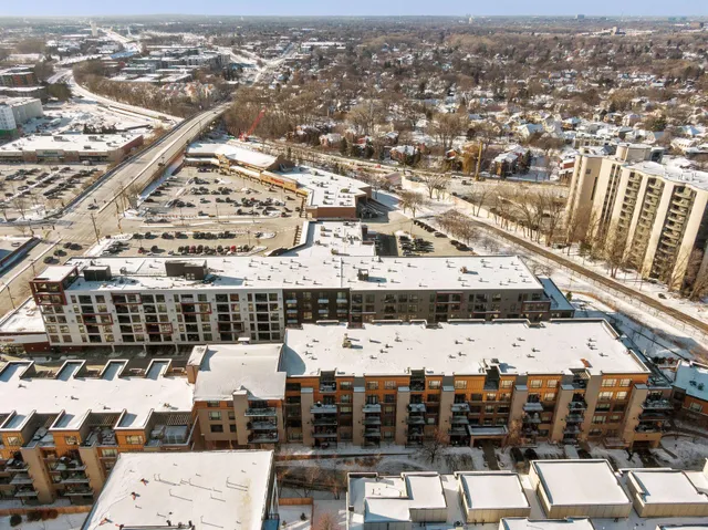 $2,300 | 3116 West Lake Street, Unit 217, Minneapolis, MN 55416