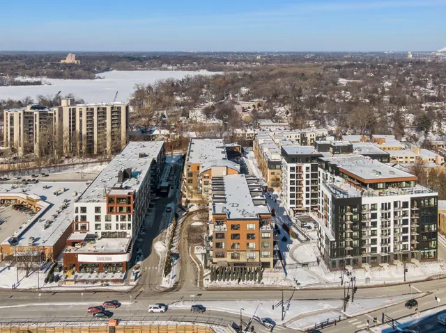 $2,300 | 3116 West Lake Street, Unit 217, Minneapolis, MN 55416