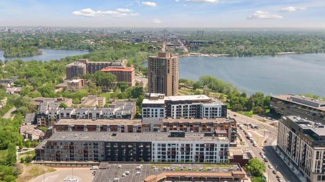 $2,300 | 3116 West Lake Street, Unit 217, Minneapolis, MN 55416