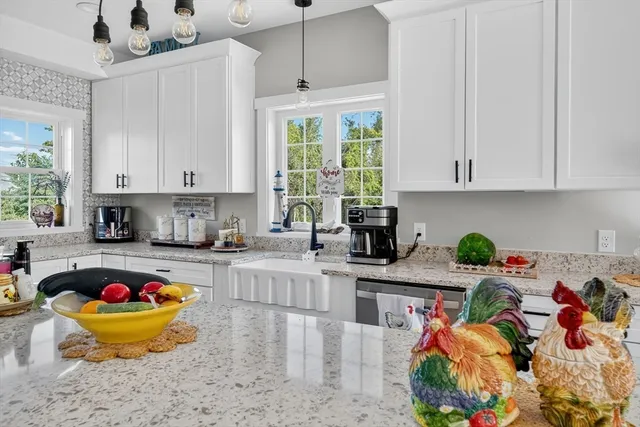 $899,000 | 124 Tiffany Street, Attleboro, MA 02703