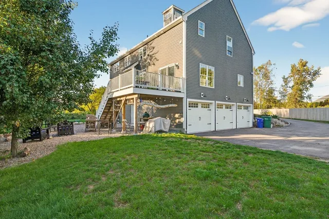 $899,000 | 124 Tiffany Street, Attleboro, MA 02703