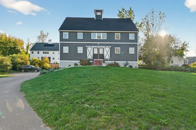 $899,000 | 124 Tiffany Street, Attleboro, MA 02703