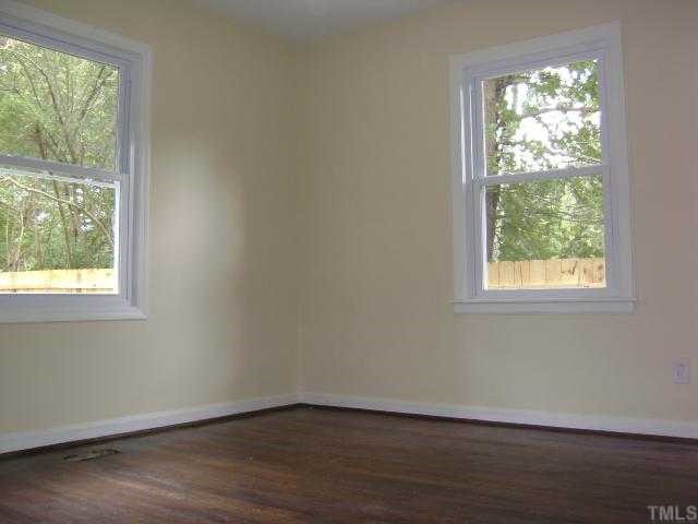 2437 Stevens Road Raleigh, NC 27610 - Photo 4 of 10
