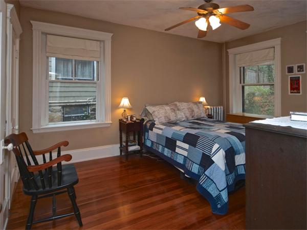 35 Westbourne Terrace, Unit 4 Brookline, MA 02446 - Photo 2 of 14