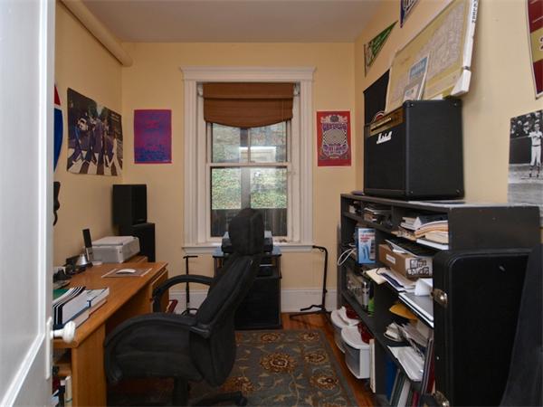 35 Westbourne Terrace, Unit 4 Brookline, MA 02446 - Photo 4 of 14