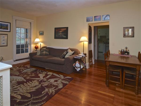 35 Westbourne Terrace, Unit 4 Brookline, MA 02446 - Photo 8 of 14