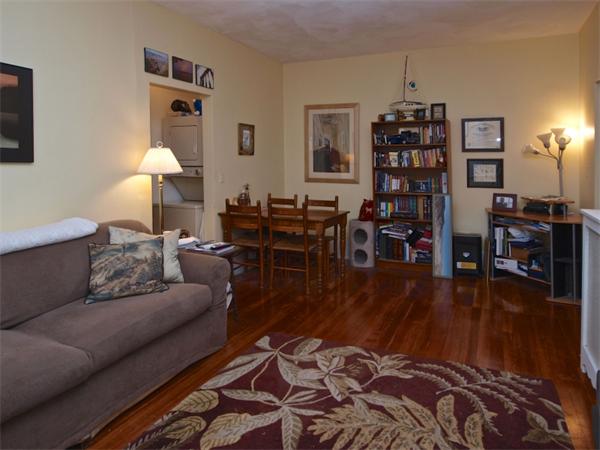 35 Westbourne Terrace, Unit 4 Brookline, MA 02446 - Photo 9 of 14