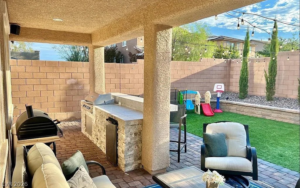 8679 Reynolds Spring Street Las Vegas, NV 89178 - Photo 4 of 15