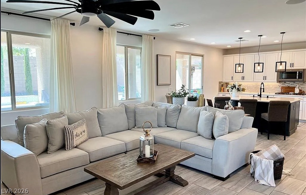 8679 Reynolds Spring Street Las Vegas, NV 89178 - Photo 6 of 15