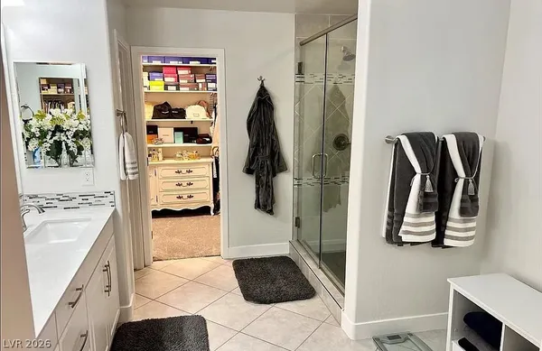 $3,700 | 8679 Reynolds Spring Street, Las Vegas, NV 89178