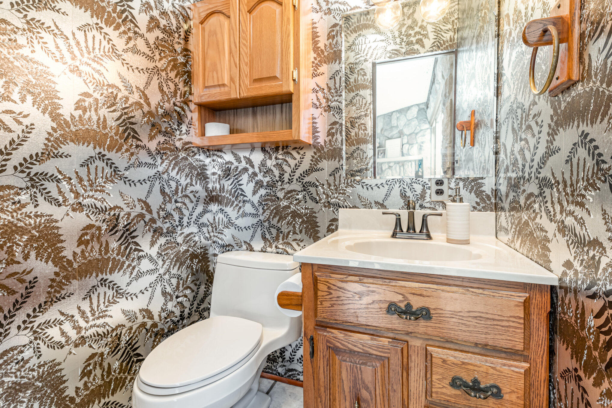 115 John R Street Clare, MI 48617 - Photo 6 of 26 008_p1052854-edit_761