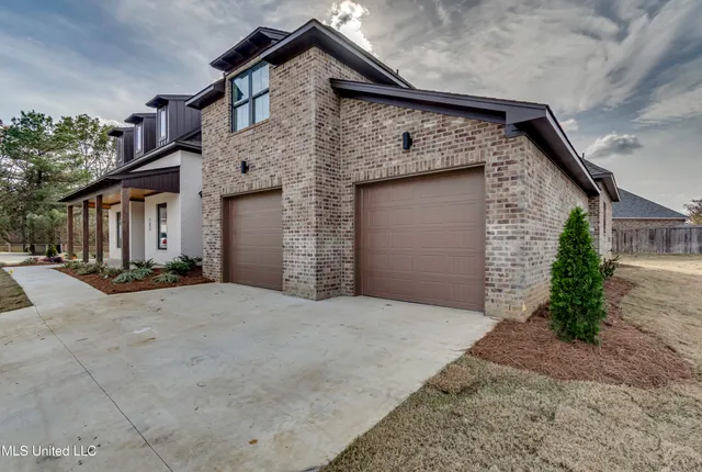 $565,500 | 103 Camden Cove, Madison, MS 39110