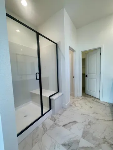 a view of entryway with a mirror