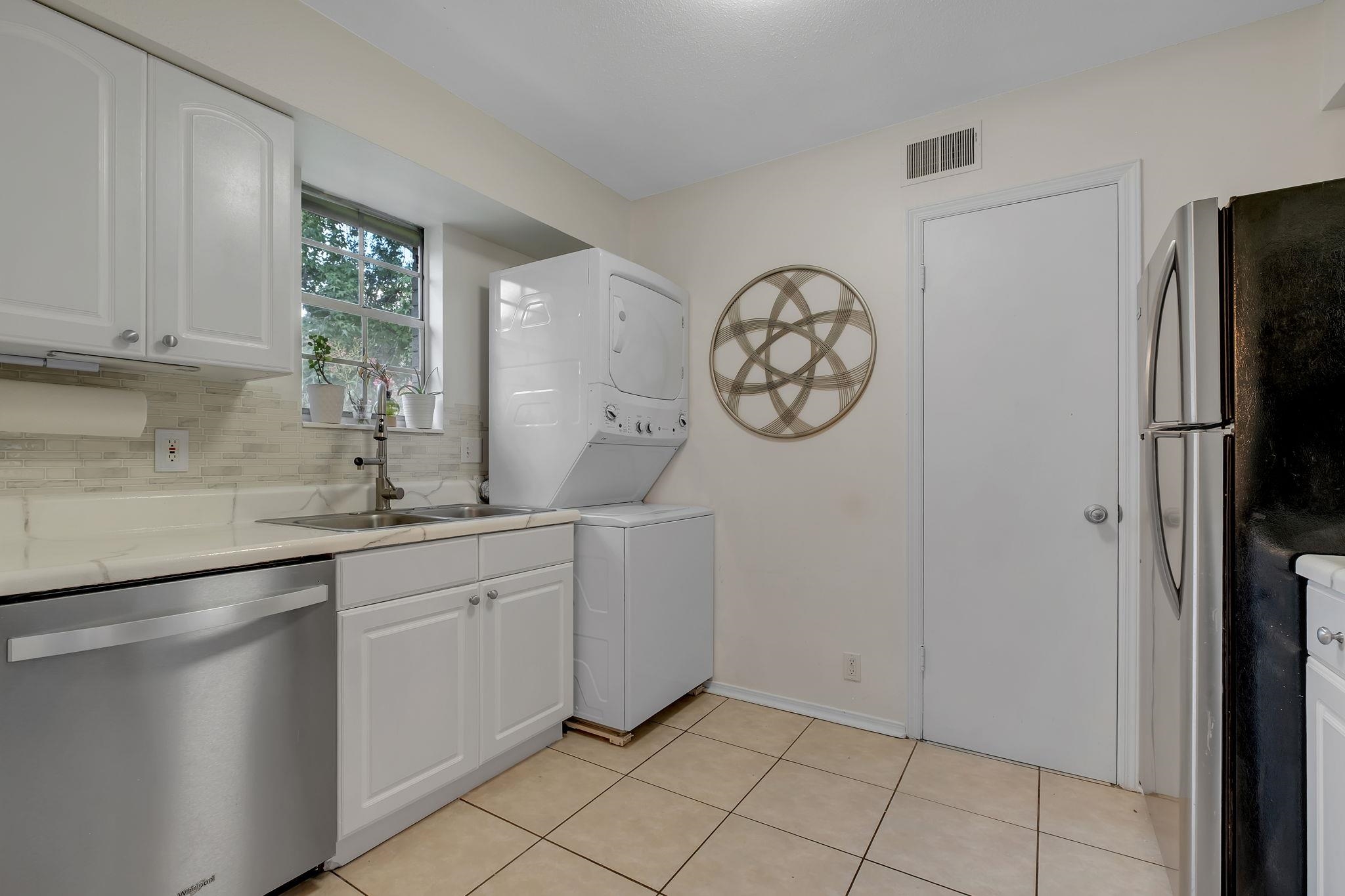1951 North Meridian Road, Unit 84 Tallahassee, FL 32303 - Photo 11 of 28 Gallery Image 11