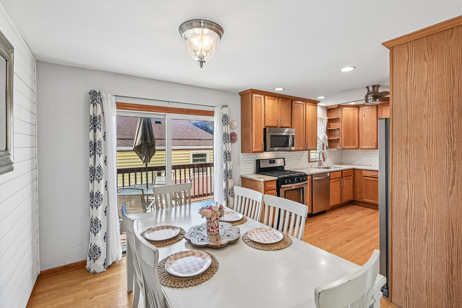 S034 Calvin Court Wheaton, IL 60187 - Photo 5 of 32