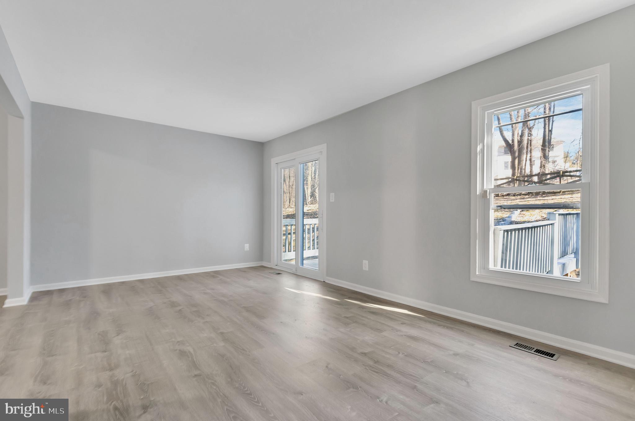 4833 Hawksbury Road Pikesville, MD 21208 - Photo 8 of 28