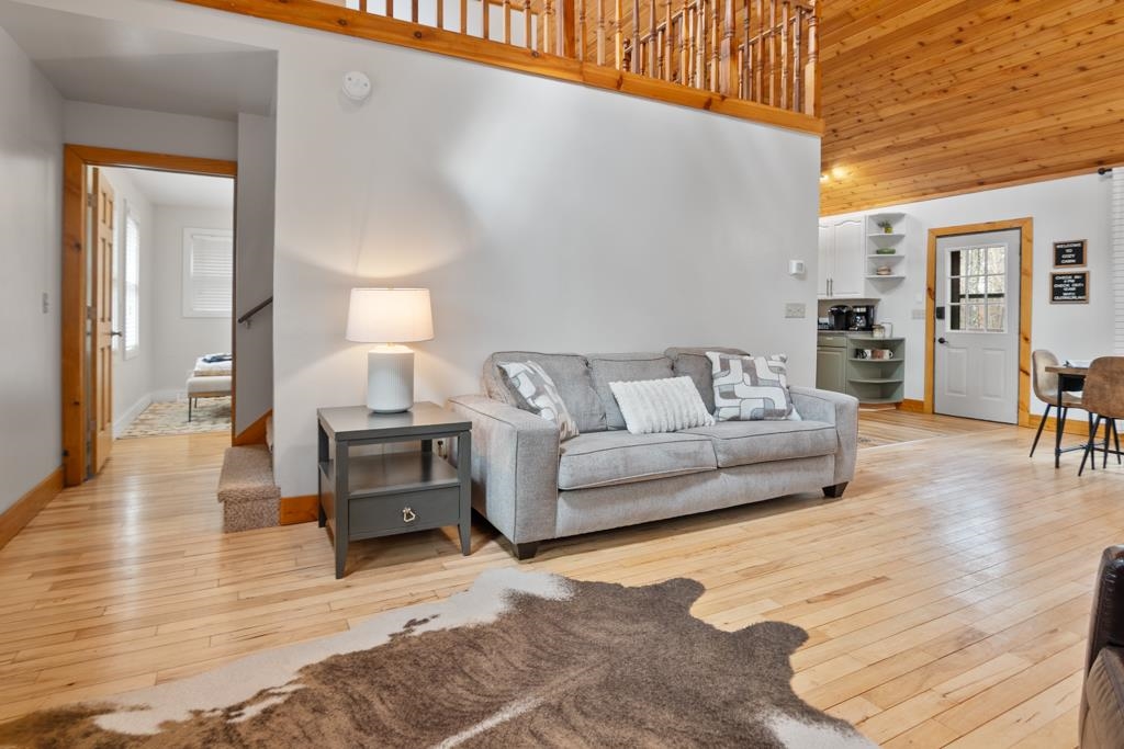 2268 East Maple Lane Waupaca, WI 54981 - Photo 13 of 90