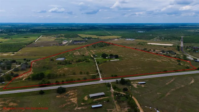 $1,339,430 | 1460 East State Highway, Nixon, TX 78140