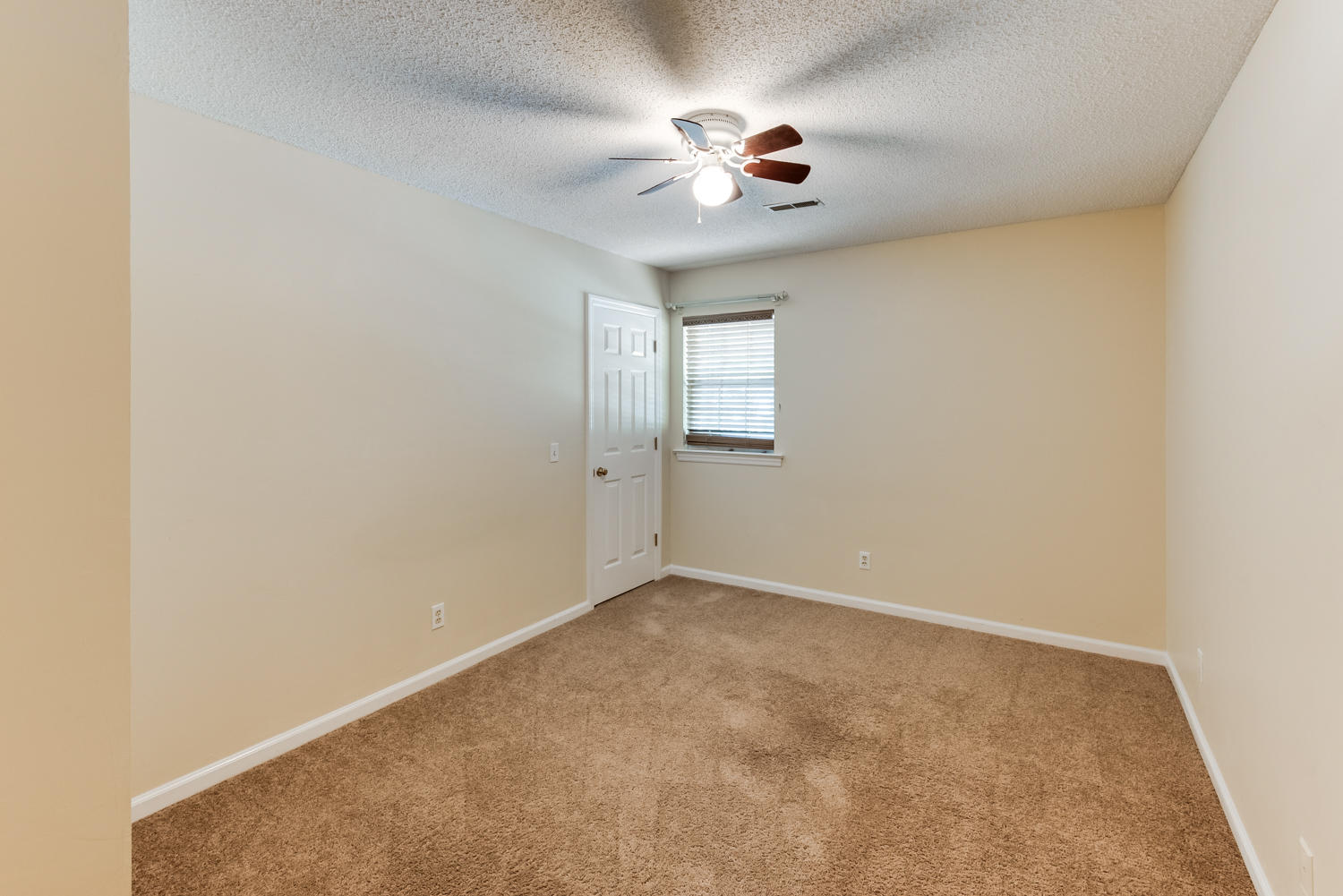 304 Shadow Parkway Chattanooga, TN 37421 - Photo 30 of 30 304_Shadow_Pkwy_31