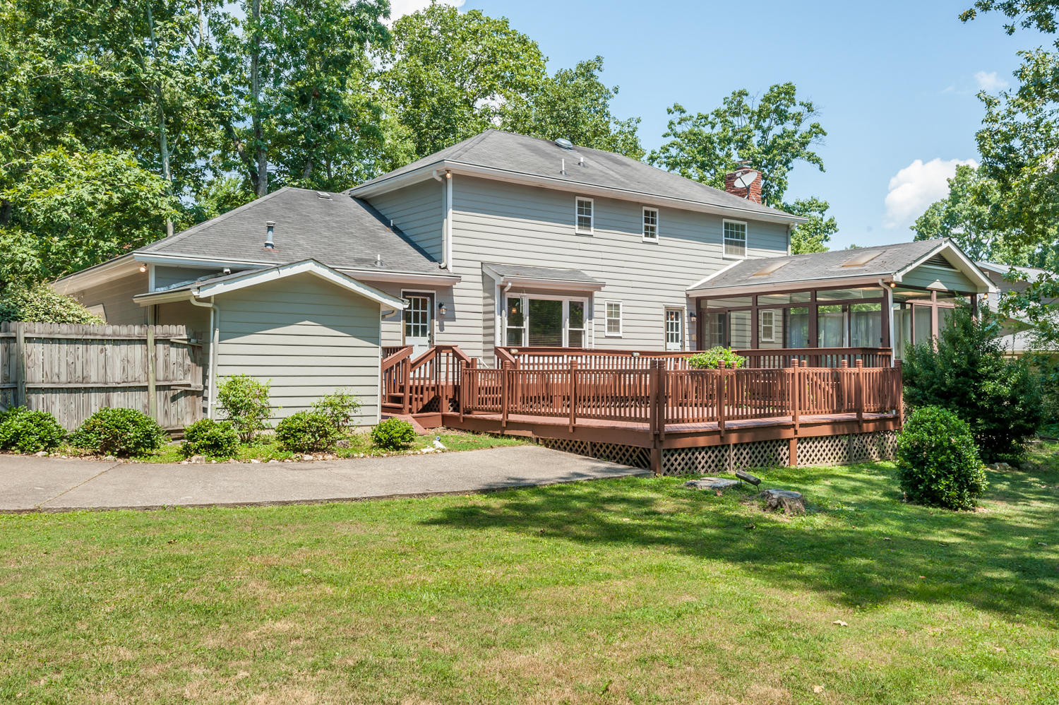 304 Shadow Parkway Chattanooga, TN 37421 - Photo 8 of 30 304_Shadow_Pkwy_08