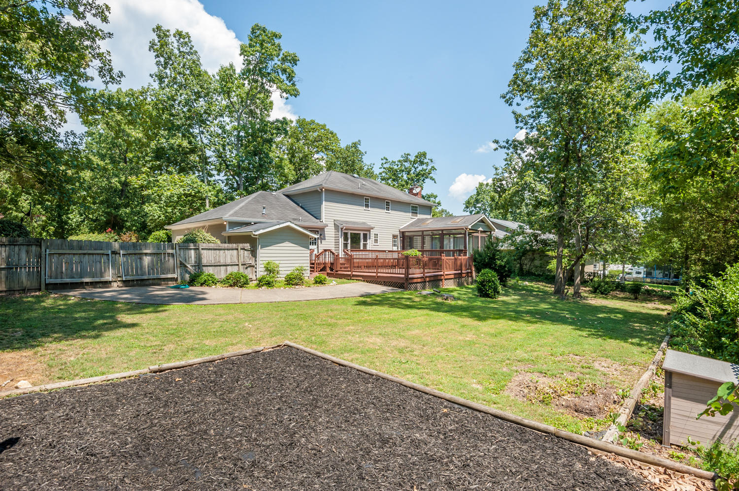 304 Shadow Parkway Chattanooga, TN 37421 - Photo 9 of 30 304_Shadow_Pkwy_09
