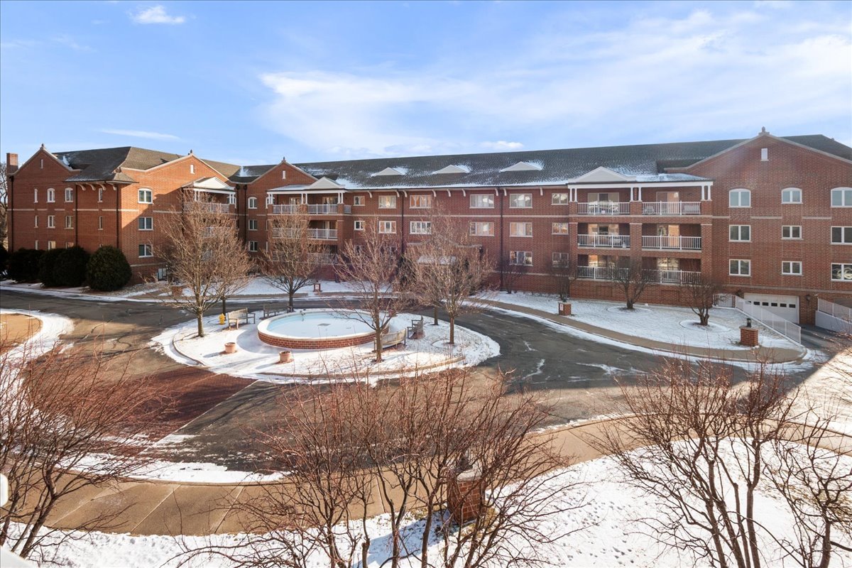 400 South NW Highway, Unit 301B Park Ridge, IL 60068 - Photo 20 of 22